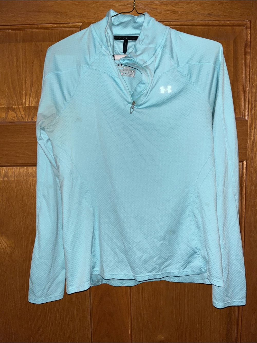 Under Armour Women’s Light Blue Quarter-Zip Long Sleeve Performance Top